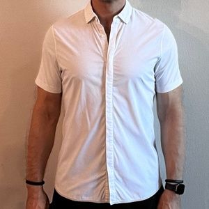 Lululemon short sleeve button up shirt